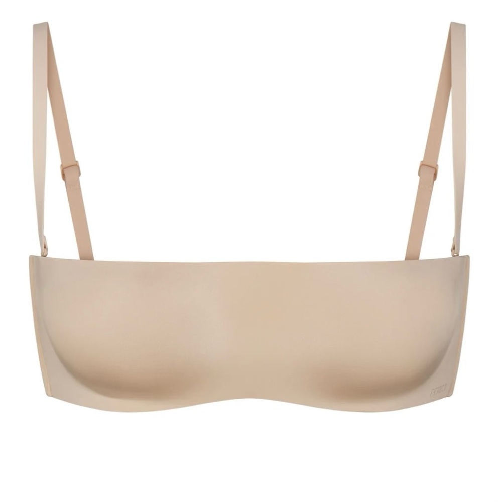 SKIMS Nude Wireless Form Strapless Bra